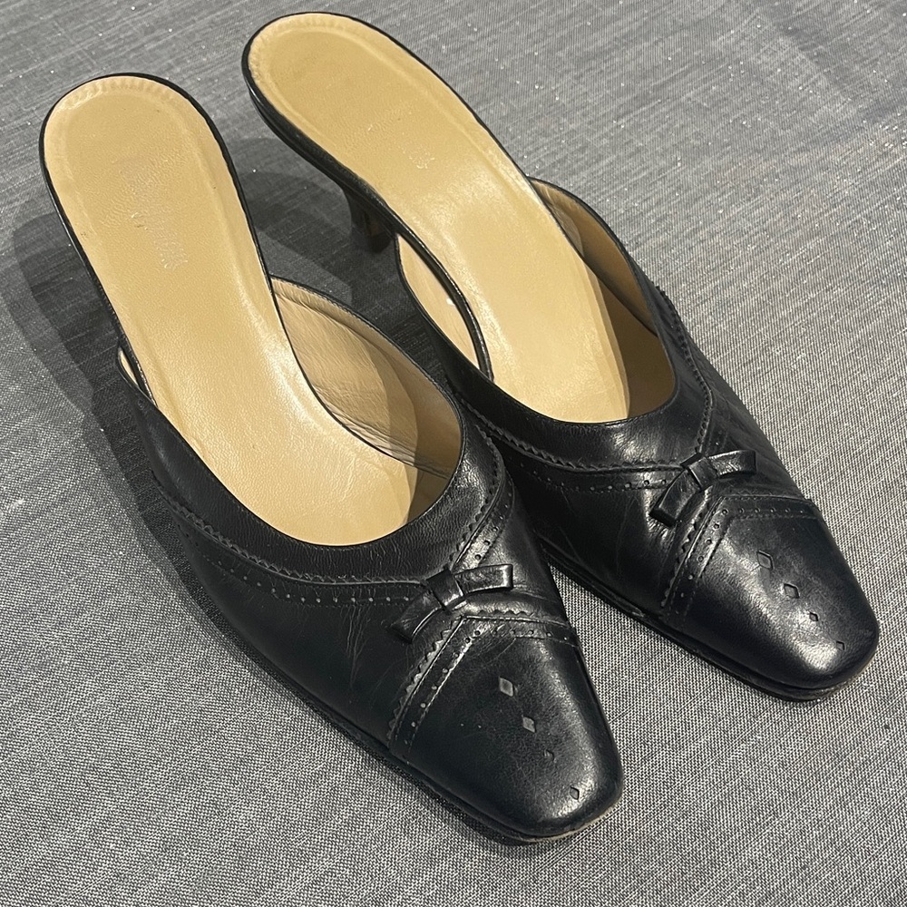 Vintage Neiman Marcus Black Leather Mules